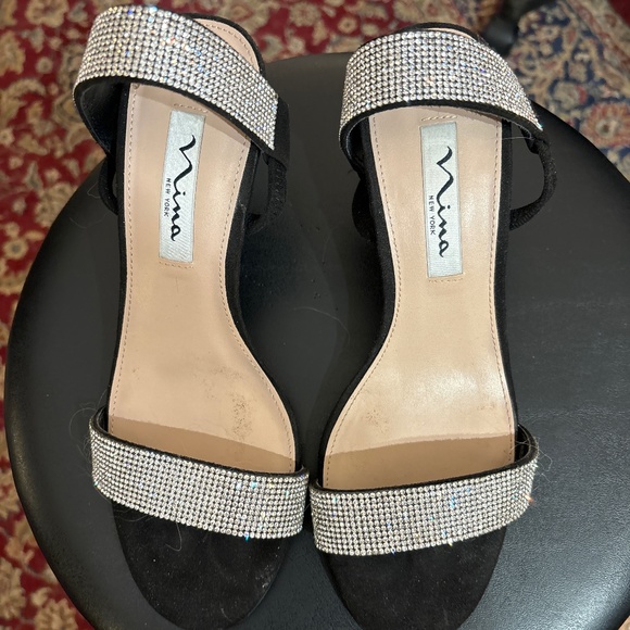 Shoe - Picture 2 of 5